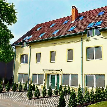 Nexus Vendeghaz Szeged 아파트 호텔 외부 사진